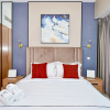 Отель Stunning Sea View 2Bed near Tram Stn, фото 3