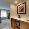 Отель Hampton Inn & Suites Milwaukee West, фото 28