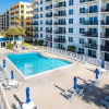 Отель Sea Oats 606 is a Gorgeous Gulf Front 3 BR - With Free Beach Service for 4 by Redawning, фото 7