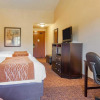 Отель Comfort Inn & Suites, фото 11