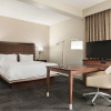 Отель Hampton Inn Lawrence, фото 5