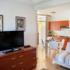 Отель Central Apartment in Okrug Donji near Beach, фото 4