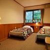 Отель Okushiga Lodge Yama no Manimani, фото 5