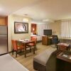 Отель Residence Inn by Marriott Calgary Airport, фото 42