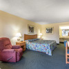Отель Econo Lodge Live Oak, фото 5