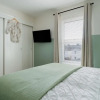 Отель Lawsons Place - Family-friendly Apartment With Parking on Babbacombe Downs, фото 7