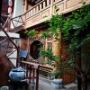 Отель Shangri-La Eight Symbole Lotus Inn в Шангри-Ла