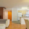 Отель MiCasa Suites - Stylish Condo by Eaton Centre and Yorkville, фото 11