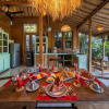 Отель Incredible View, Traditional Villa, 3br, Ubud, фото 11