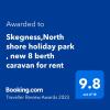 Отель Skegness,North shore holiday park , new 8 berth caravan for rent в Скегнесе