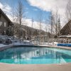 Отель Aspens on Blackcomb, фото 31