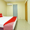 Отель OYO 43933 Ferringhi Stay IInn, фото 13