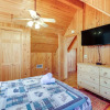 Отель Blakeslee Cabin w/ Spacious Deck & Private Hot Tub, фото 12