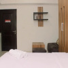 Отель Warm And Cozy Studio At Metropark Condominium Jababeka Apartment, фото 5