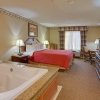 Отель Country Inn & Suites by Radisson, Merrillville, IN, фото 17
