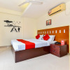 Отель OYO 1400 Cochin Metro, фото 1