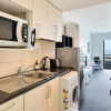 Отель Sea City Views Takapuna Studio w Carpark, фото 27