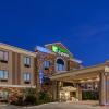 Отель Holiday Inn Express & Suites Cleveland, фото 4