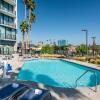 Отель Holiday Inn Express & Suites Santa Ana - Orange Co, фото 18