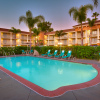 Отель Cortona Inn & Suites Anaheim Resort, фото 16