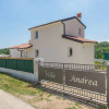 Отель Modernly Equipped Holiday House Near Rovinj With Private Pool for 6 Person, фото 1
