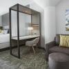 Отель SpringHill Suites Milwaukee Downtown, фото 5