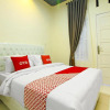 Отель OYO 90978 Khalifi Guesthouse Syariah, фото 15