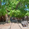 Отель Mariposa - Authentic Adobe Home, One Block Canyon Road and Five Blocks to the Plaza, Hot Tub, Kiva F, фото 23