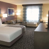 Отель La Quinta Inn & Suites by Wyndham Wichita Airport, фото 37