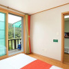 Отель Gyeongju Lakeside Waltz Pension, фото 16