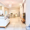 Отель Charming 2BDR apt W Private Garden TL41, фото 2