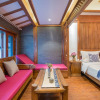Отель The Autumn Moon Home Lijiang Qianqiu Mansion Inn, фото 14