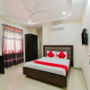 Отель Oyo 23589 Crown Palace, фото 14