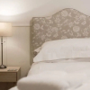 Отель JOIVY Stunning 3 Bed Lodge With Gardens At Gilmerton House, фото 17