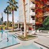 Отель Southbank Apartment With City Views Pool and Spa in Building в Мельбурне