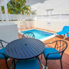 Отель Large Townhouse with Plunge Pool, 3 mins from Beach - Turtle View 2 by BSL Rentals, фото 17