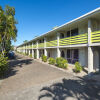 Отель The Beach Motel Hervey Bay, фото 24