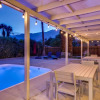 Отель Poolside Living 4 Bedroom Home by RedAwning, фото 21