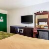 Отель Econo Lodge Inn & Suites, фото 12
