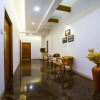 Отель Sri Sri Executive Lodging, фото 2