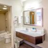 Отель Atwell Suites Austin Airport, an IHG Hotel, фото 9