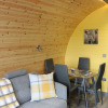 Отель Glampods - 5 Berth Glamping Pod Elgin, фото 7