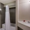 Отель SureStay Hotel by Best Western Higginsville, фото 8