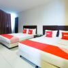 Отель OYO 89966 Green World Hotel @ Seri Putra, фото 3