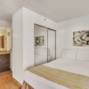 Отель 19th Floor Condo with Lanai & Sea Views - FREE Parking! by Koko Resort Vacation Rentals, фото 6