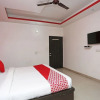 Отель Oyo 15172 R D Plaza, фото 4