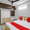 Отель OYO 84959 Tyagi Palace, фото 3