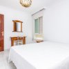 Отель Modest Apartment In Malaga Near Playa De Huelin Sea, фото 7
