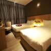 Отель Valentino Rooms by VPHS - Chinatown, фото 22