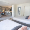 Отель Deluxe Ocean View Condo 2 Queen Beds in Waikiki, FREE Parking & Wi-Fi by Koko Resort Vacation Rental, фото 10